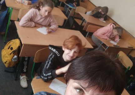 До Міжнародного дня доброти проведено урок "Щаслива лапа". Здобувачі освіти презентували світлини зі своїми улюбленцями