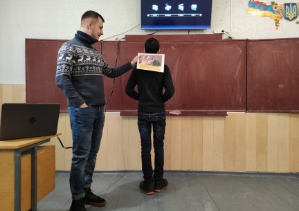 У рамках Міжнародного тижню прав людини у 9 класі КЗ "Зарванецька гімназія" було проведено авторський урок-тренінг на тему "Права людини. Загальна декларація прав людини".