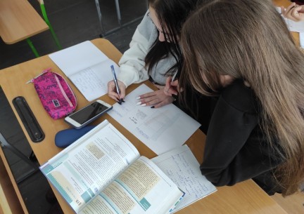 Інтерактивний урок у 9 клас з правознавства на тему: "Сім'я. Шлюб"