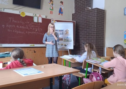 "In the zoo". Учні 2 класу на уроці англійської мови подорожували зоопарком разом із вчителем Кищук-Багнюк Н.В. висловлюючи враження іноземною мовою