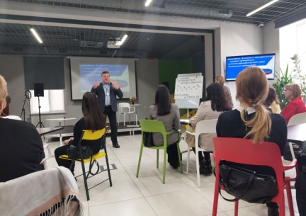 У 2022 році в сертифікації зможуть взяти участь до 2500 учителів початкових класів . Можливість пройти сертифікацію не втрачає вчитель нашої гімназії Замороцька Ольга Ігорівна. Перші кроки зроблено! Бажаємо успіху!