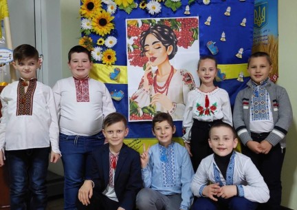 У КЗ "Зарванецька гімназія" проведено І етап конкурсу на краще декламування творів Тараса Шевченка.