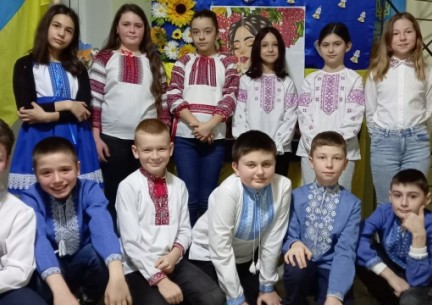 У КЗ "Зарванецька гімназія" проведено І етап конкурсу на краще декламування творів Тараса Шевченка.