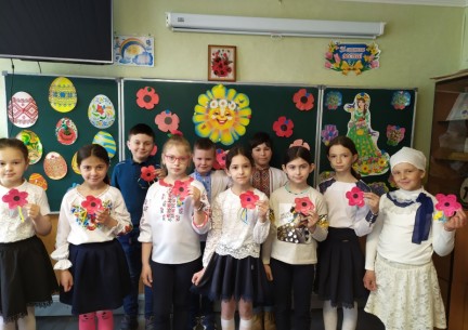 Перелік відеоробіт присвячений Дню пам'яті та примирення та перемоги над нацизмом у Другій світовій війні