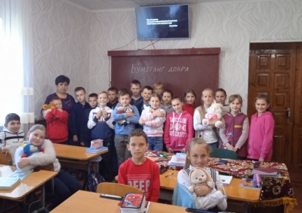 До Міжнародного дня доброти проведено урок "Щаслива лапа". Здобувачі освіти презентували світлини зі своїми улюбленцями
