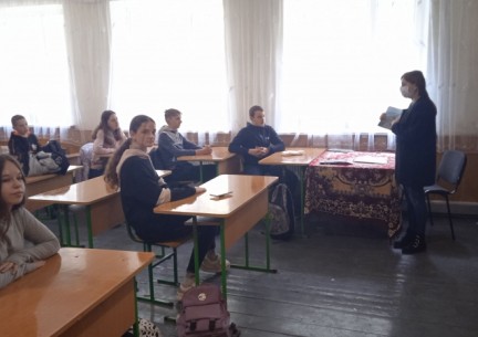 В рамках місячника цивільного захисту було проведено ряд профілактичних заходів для учнів 1-9 класів