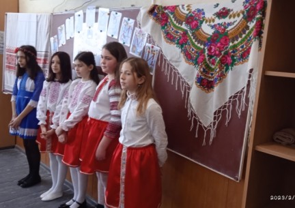 У КЗ "Зарванецька гімназія" проведено І етап конкурсу на краще декламування творів Тараса Шевченка.