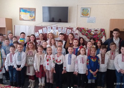 У КЗ "Зарванецька гімназія" проведено І етап конкурсу на краще декламування творів Тараса Шевченка.