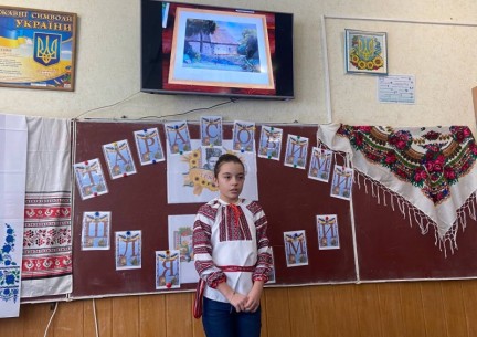 У КЗ "Зарванецька гімназія" проведено І етап конкурсу на краще декламування творів Тараса Шевченка.