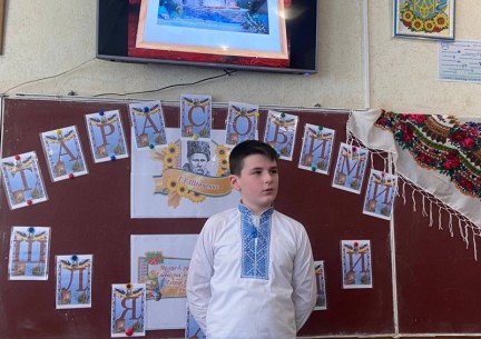 У КЗ "Зарванецька гімназія" проведено І етап конкурсу на краще декламування творів Тараса Шевченка.