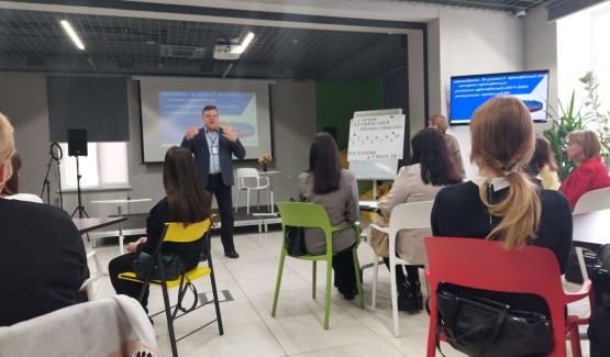 У 2022 році в сертифікації зможуть взяти участь до 2500 учителів початкових класів . Можливість пройти сертифікацію не втрачає вчитель нашої гімназії Замороцька Ольга Ігорівна. Перші кроки зроблено! Бажаємо успіху!