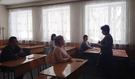 08.02.2022 року в рамках Місячника науково - методичної роботи в гімназії «Сучасно. Творчо. Компетентно», тижня вчителів гуманітарно - естетичного циклу відбувся обмін напрацюваннями під час міні - конференції "Фішки на уроках"