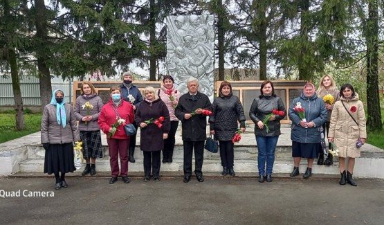 Педагогічний колектив КЗ "Зарванецької гімназії" відзначив День пам'яті жертв Другої світової війни, та примирення між країнами-учасниками Другої світової війни
