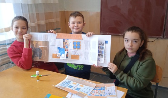 До дня народження Т.Г. Шевченка учні 5 класу переглянули сучасний мультфільм про життя поета та створили лепбук «Тарас Шевченко» від проекту "Всеосвіта".