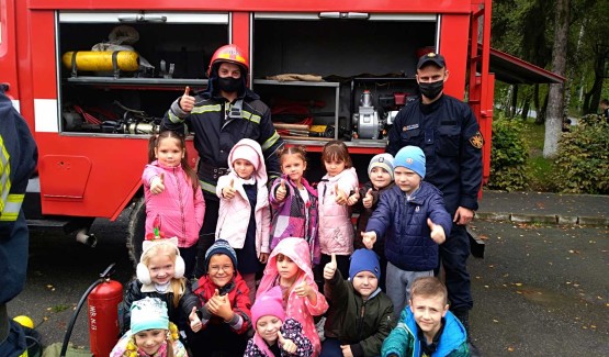 Працівниками Аварійно рятувальним загоном спеціального призначення ГУ ДСНС України у Вінницькій області було проведено просвітницьку бесіду з теми: «Правила протипожежної безпеки. Причини виникнення пожеж».