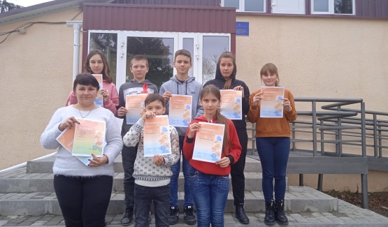Щасливі учасники, учні 5-9 класів, інтернет-олімпіади з української мови та літератури отримали сертифікати та дипломи! Вч. Стебло Т.В., Гандзюк І.С.