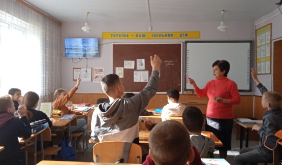 Урок зарубіжної літератури у 6 класі на тему :"Романтика подорожей. Велич науки і знань у романі Ж.Верна "П'ятнадцятирічний капітан" " Вч. Андрущенко В.В.