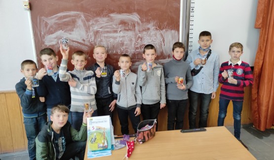 Година спілкування у 5 класі " Ми - нащадки козацької слави"