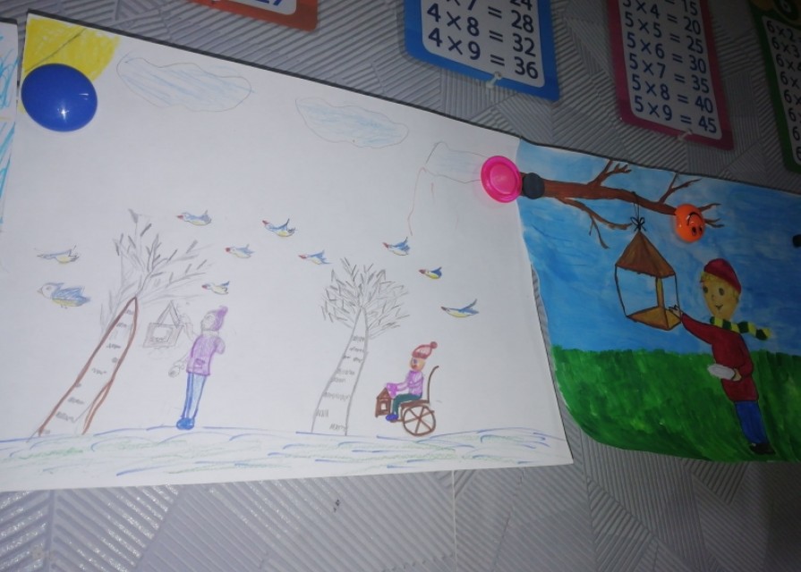 Учнями 2 класу була проведена виставка малюнків "Твори добро " до Міжнародного дня інвалідності. Класний керівник: Замороцька О.І.