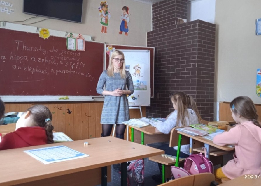 "In the zoo". Учні 2 класу на уроці англійської мови подорожували зоопарком разом із вчителем Кищук-Багнюк Н.В. висловлюючи враження іноземною мовою