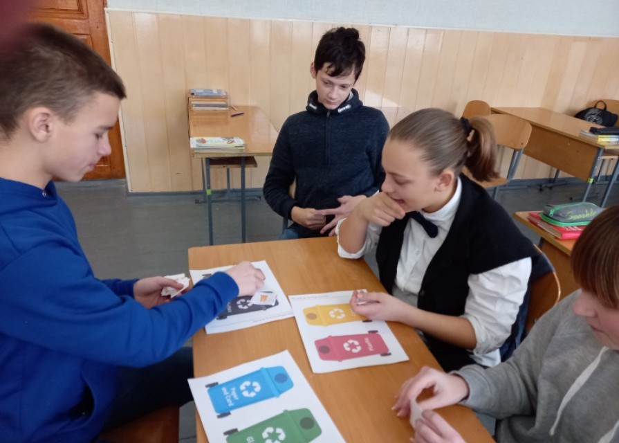 Урок англійської мови в 9 класі на тему: "Захист навколишнього середовища"(Вч. Папуша Л.П.)