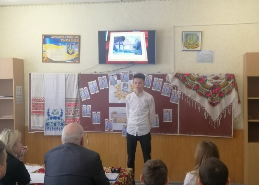 У КЗ "Зарванецька гімназія" проведено І етап конкурсу на краще декламування творів Тараса Шевченка.