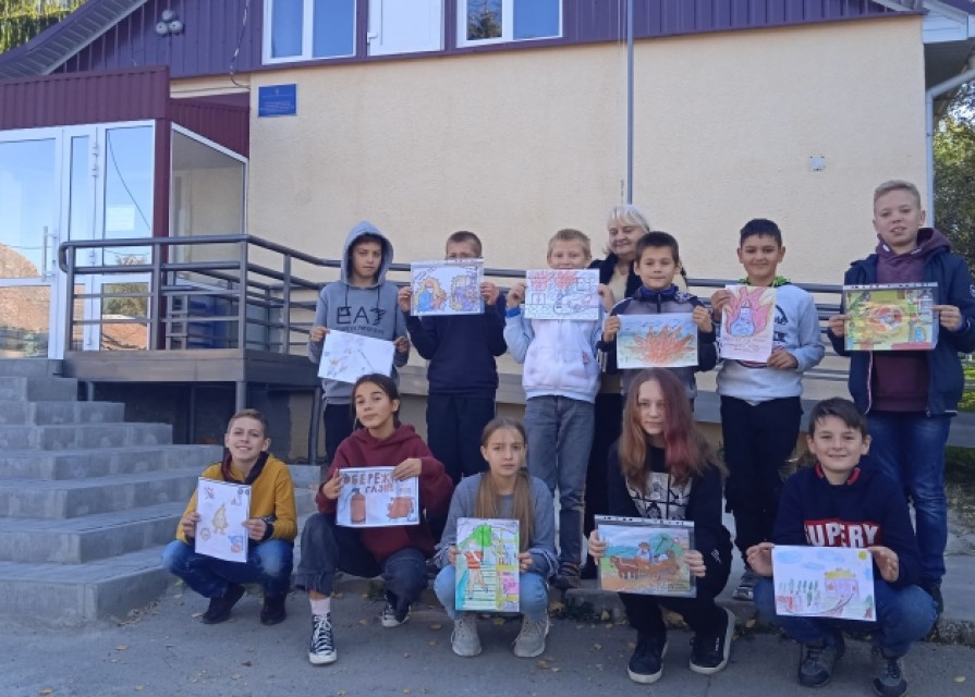 Відповідно до плану проведення Місячника цивільного захисту вчитель образотворчого мистецтва, Довгань Маргарита Володимирівна,провела конкурс малюнків «Безпечна поведінка – запорука здорового та щасливого життя», для учнів 5 - 6 класів.