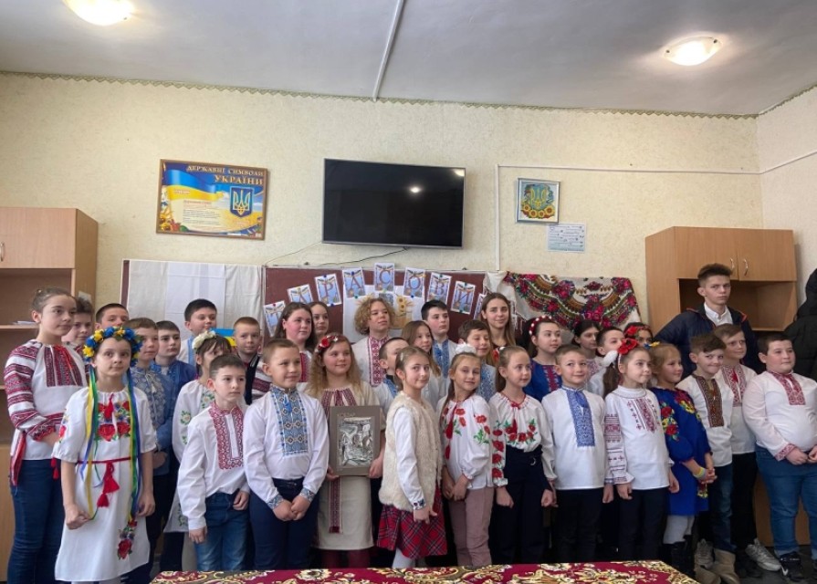 У КЗ "Зарванецька гімназія" проведено І етап конкурсу на краще декламування творів Тараса Шевченка.