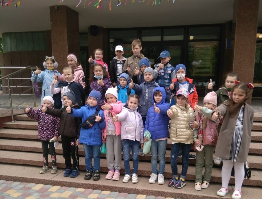 Учні початкових класів КЗ "Заранецька гімназія" в рамках тижня навчальних екскурсій відвідали Ляльковий театр у місті Вінниця