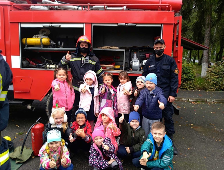 Працівниками Аварійно рятувальним загоном спеціального призначення ГУ ДСНС України у Вінницькій області було проведено просвітницьку бесіду з теми: «Правила протипожежної безпеки. Причини виникнення пожеж».